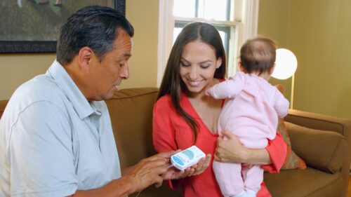 Oxygen therapy device medical discussion with family